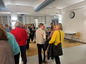 Im Foyer der Kulturfabrik gab es vor Filmbeginn Snacks und Getränke.