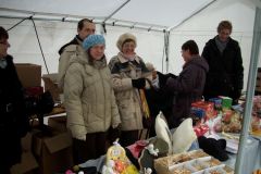 Das Stand-Team beim Téléthon im Jahr 2010 in Aubigny. (Bild: Ulrich Klose)