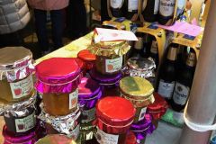 Telethon 2019: Konfitüren von Christiane Guillon und Herforder Bier (Bild: Heike Begemann-Dröge)