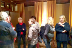 Ankunft in Aubigny zum Téléthon 2018. Familien und Gäste treffen sich. (Bild: Ulrich Klose)