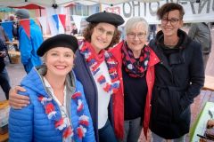 Partnerschaftsverein Vlotho – Aubigny auf dem Abendmarkt am 26. September 2019: das Standteam (Bild: Heike Begemann-Dröge)