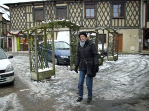 Auf dem Place Adrien Arnoux im Winter (Bild: Ulrich Klose)