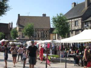 Markttag in Aubigny