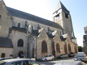 Kirche St. Martin in Aubigny (Bild: Ulrich Klose)
